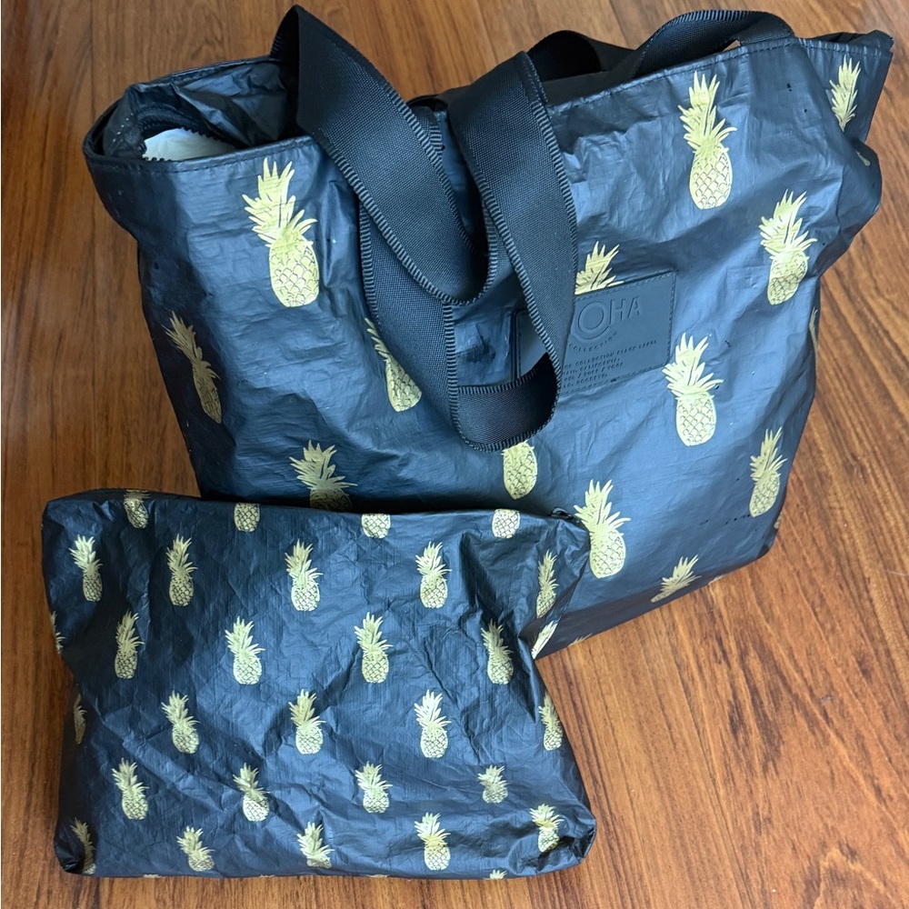 ALOHA Collection Black and Yellow Travel Bags